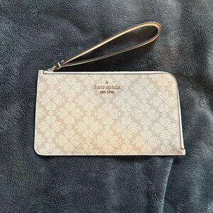 Kate Spade Beige Floral Wristlet Clutch